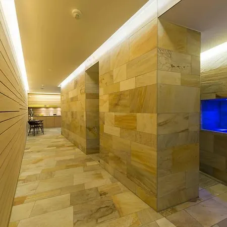 Hotel Garni Panorama 4*