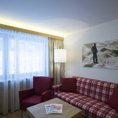 Hotel Garni Panorama 4*