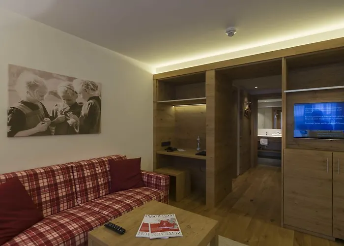 Hotel Garni Panorama 4*