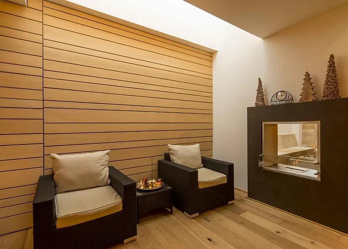 Hotel Garni Panorama 4*