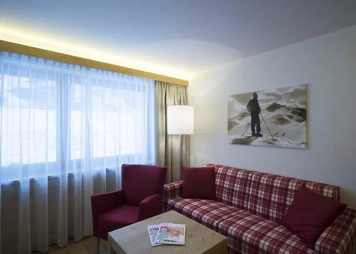 Hotel Garni Panorama 4*