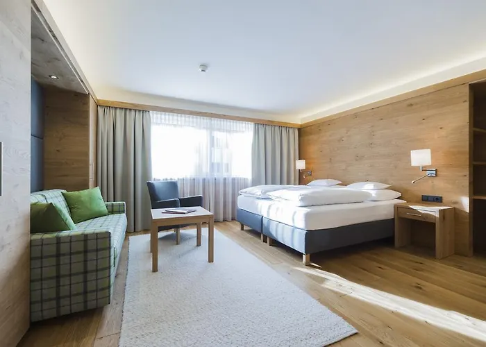 Hotel Garni Panorama 4*